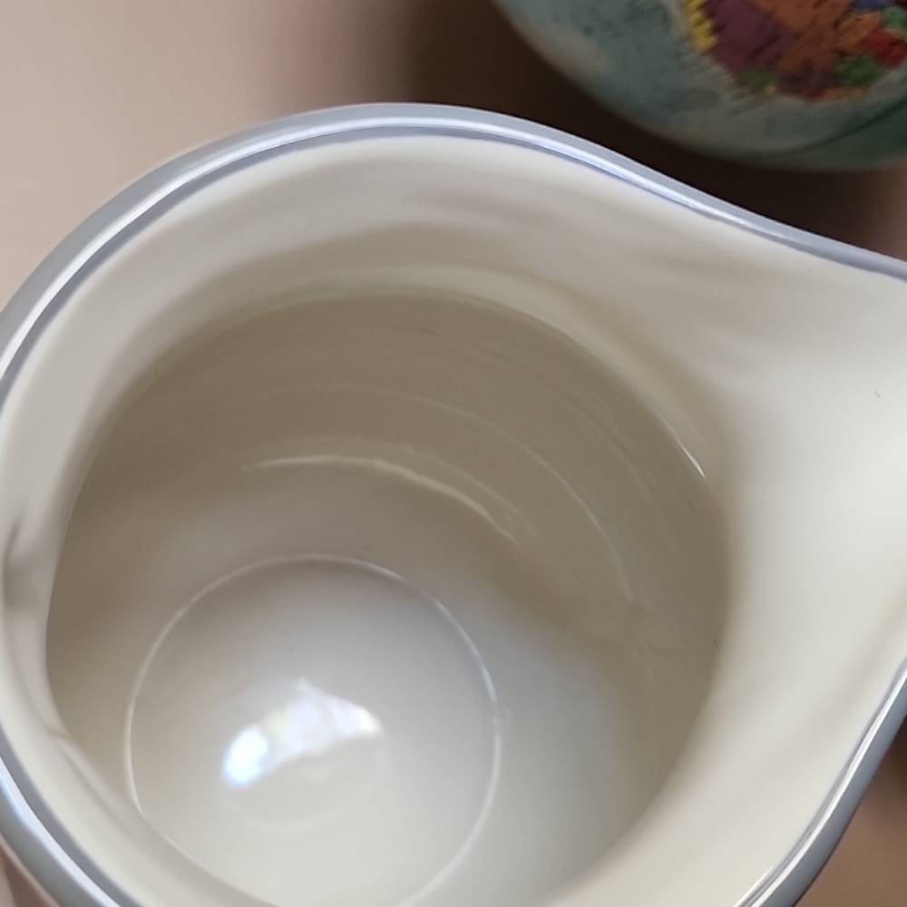 Ceramic Pitcher Cottage Life - Picture 5 of 9